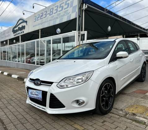 FORD FOCUS 2.0 TITANIUM 16V FLEX 4P POWERSHIFT FORD FOCUS 2.0 TITANIUM 16V FLEX 4P POWERSHIFT